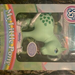 My Little Pony Minty in Light Green with Clover Design